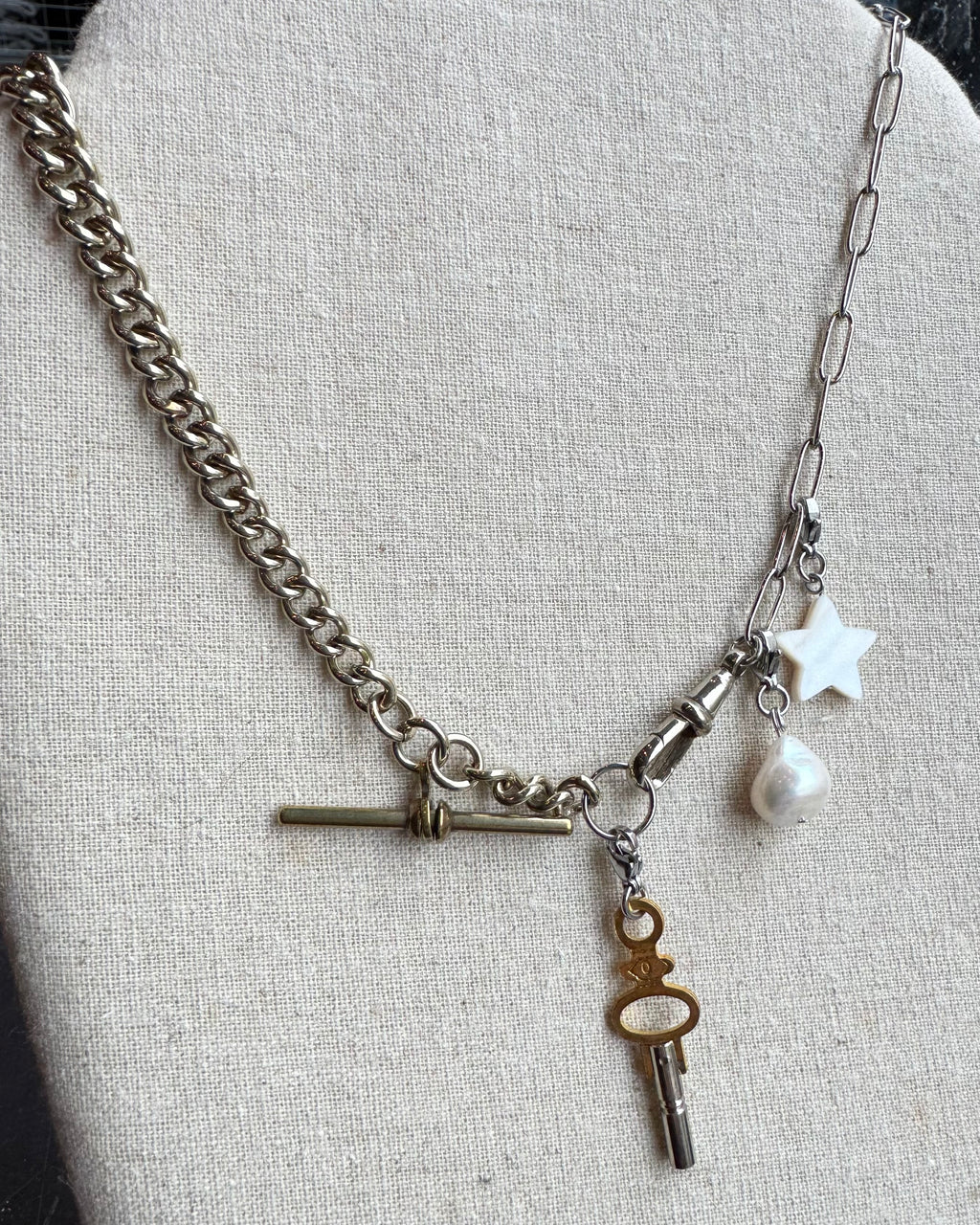 Vintage Mixed Metal Graduated Curb T bar Necklace