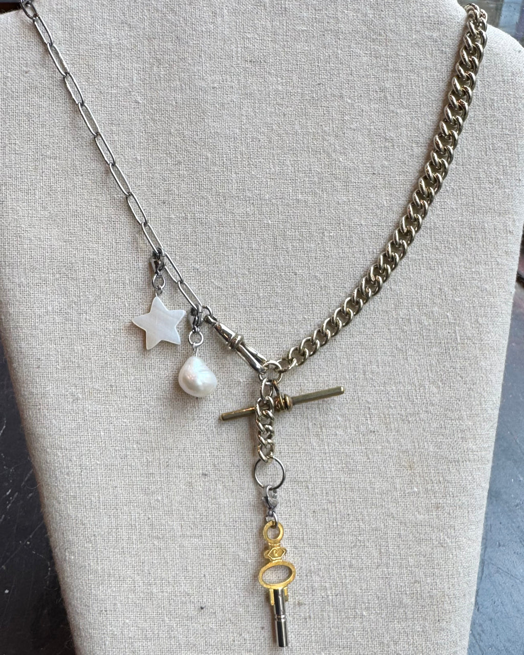 Vintage Mixed Metal Graduated Curb T bar Necklace