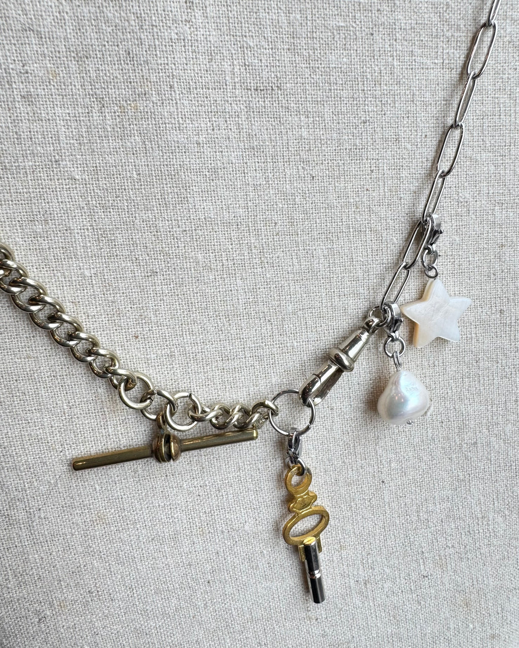 Vintage Mixed Metal Graduated Curb T bar Necklace
