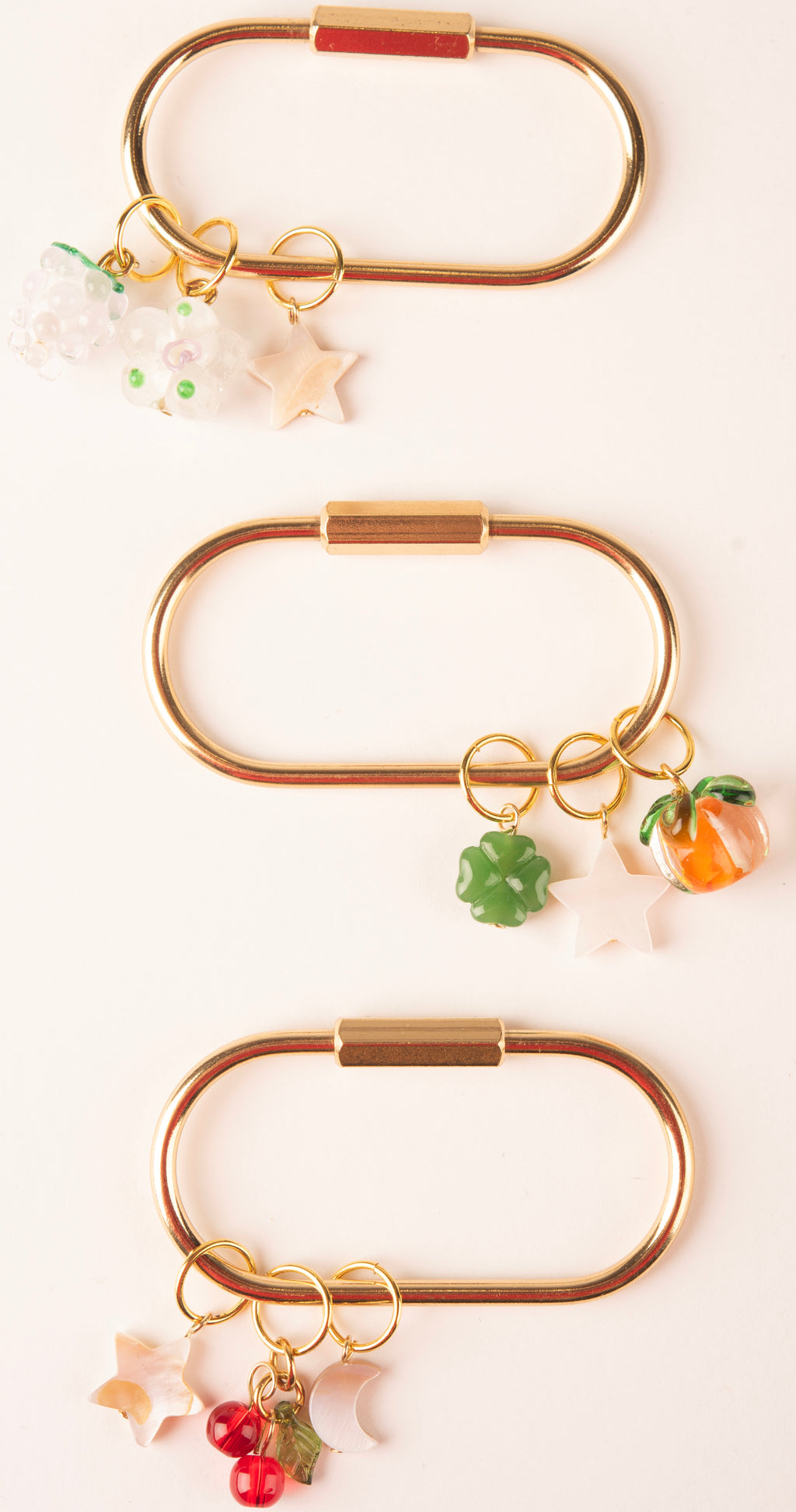 Carabiner bag charm - Orange, Star Shell, Lucky Clover
