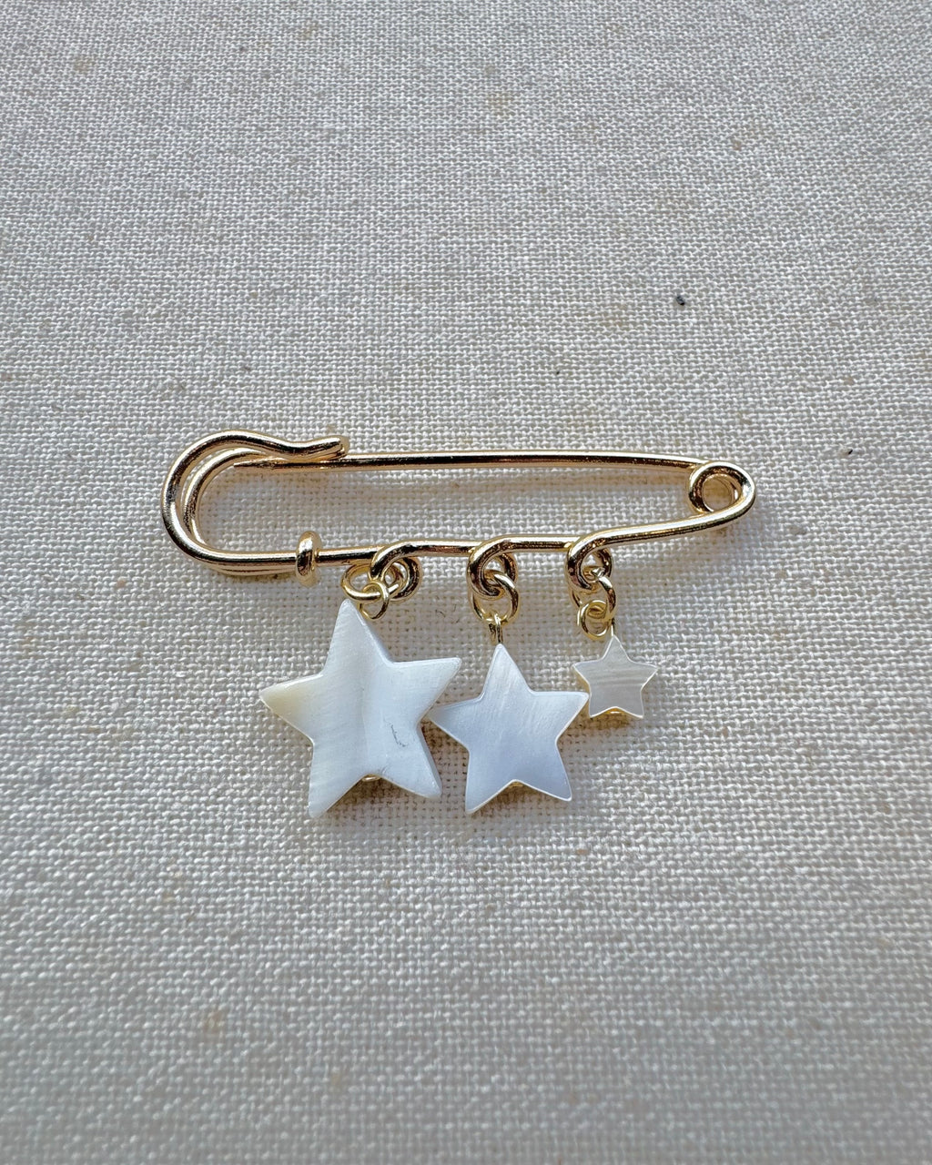 Star Shell Charm Brooch