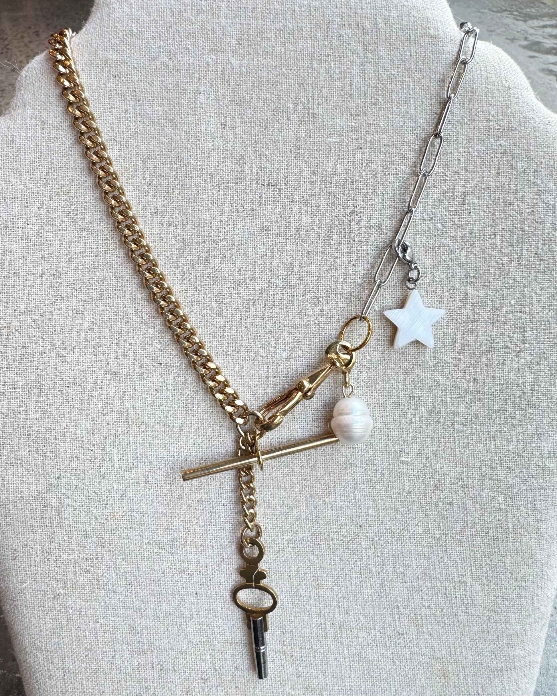 Vintage Mixed Metal T bar Necklace