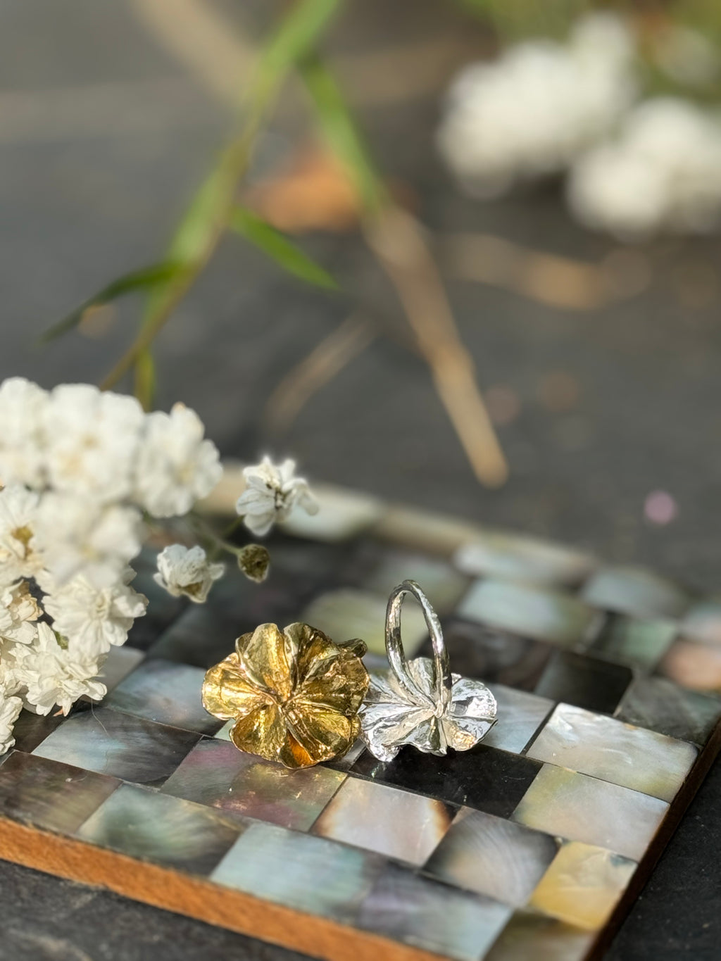 THE FLOWER RING