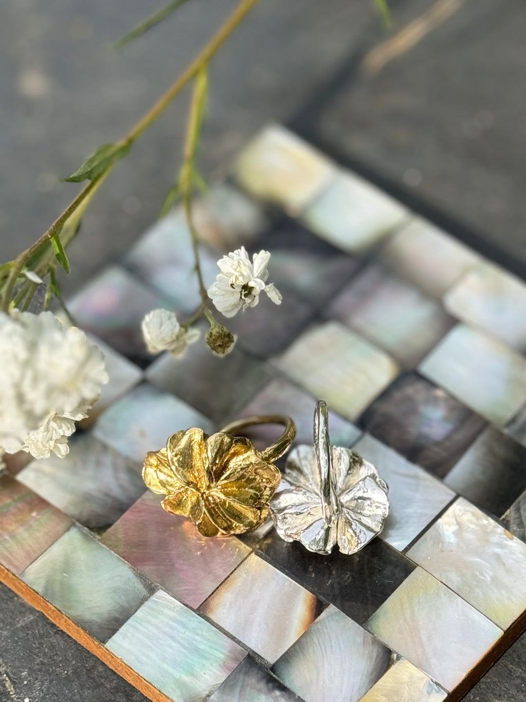 THE FLOWER RING